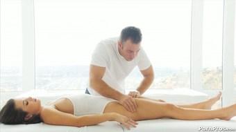 Lunar reccomend hypno massage