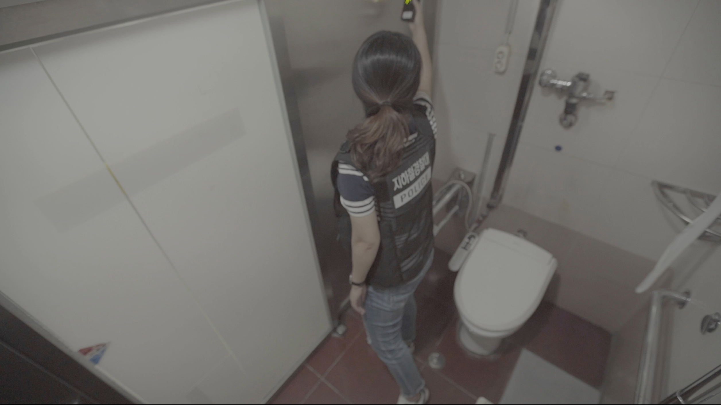 Quarterback reccomend hidden cam washroom