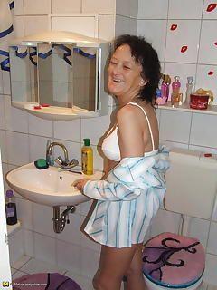 Skinny Grandma On Toilet Porn